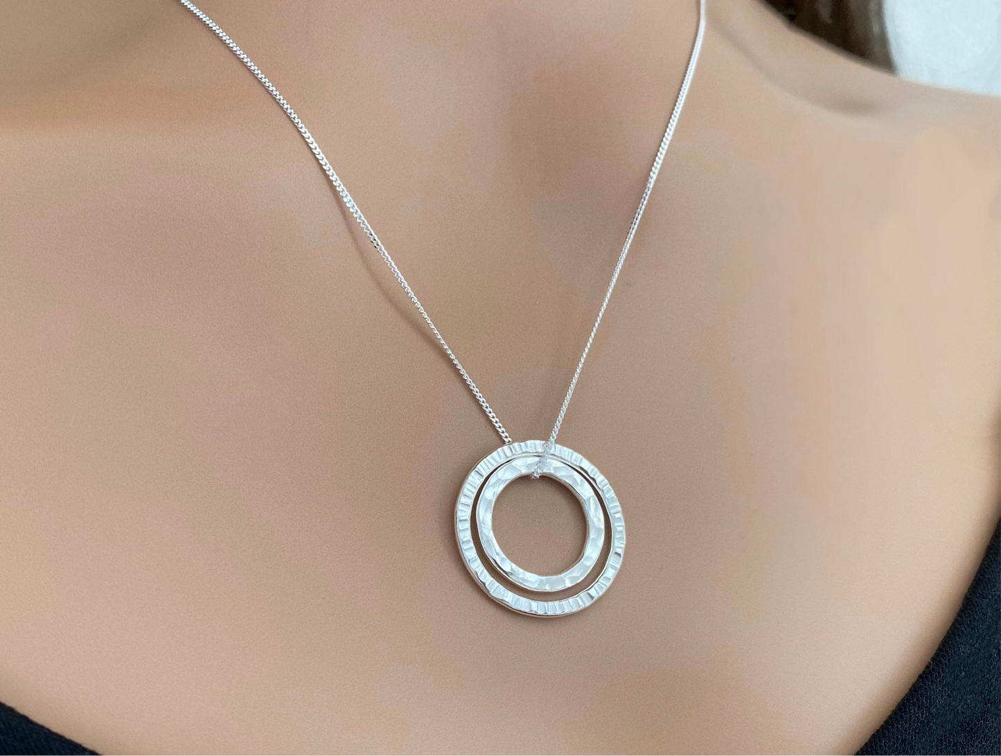Silver Two Circles Layering Necklace (M)