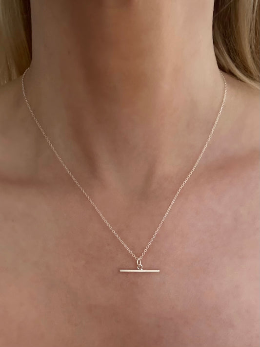 Sterling Silver T-bar Necklace on Trace Chain