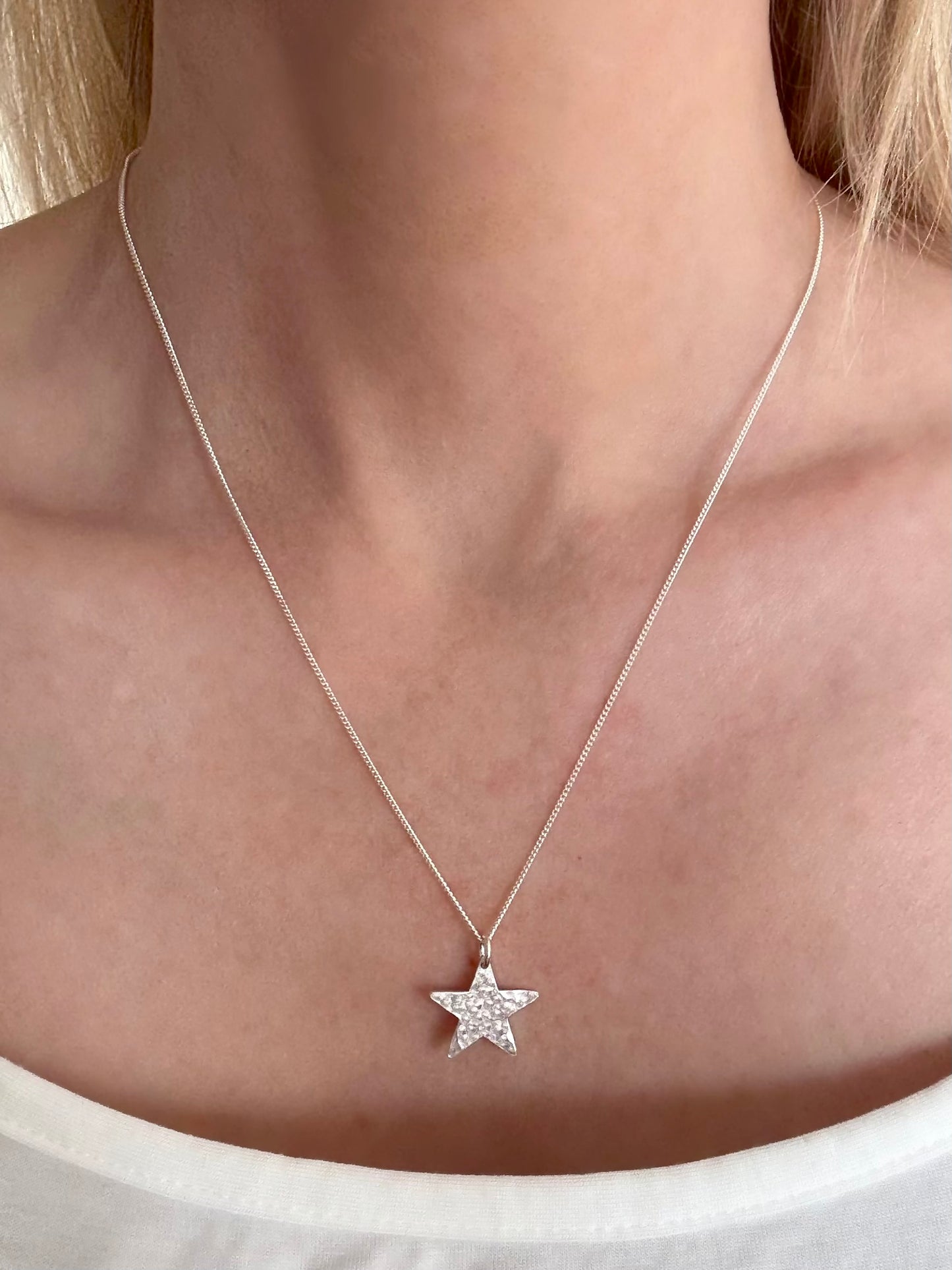 Sterling Silver Star Pendant Necklace (M)