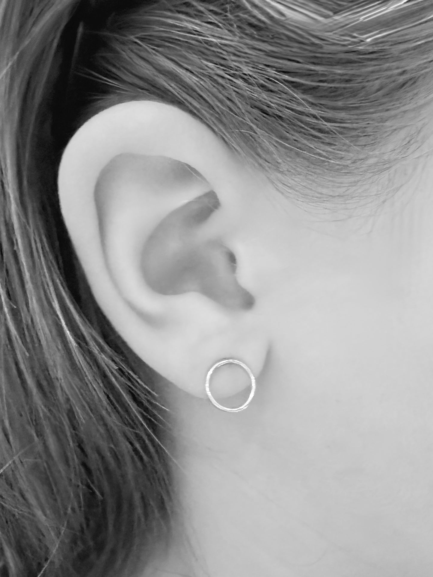 Silver Circle Simple Stud Earrings