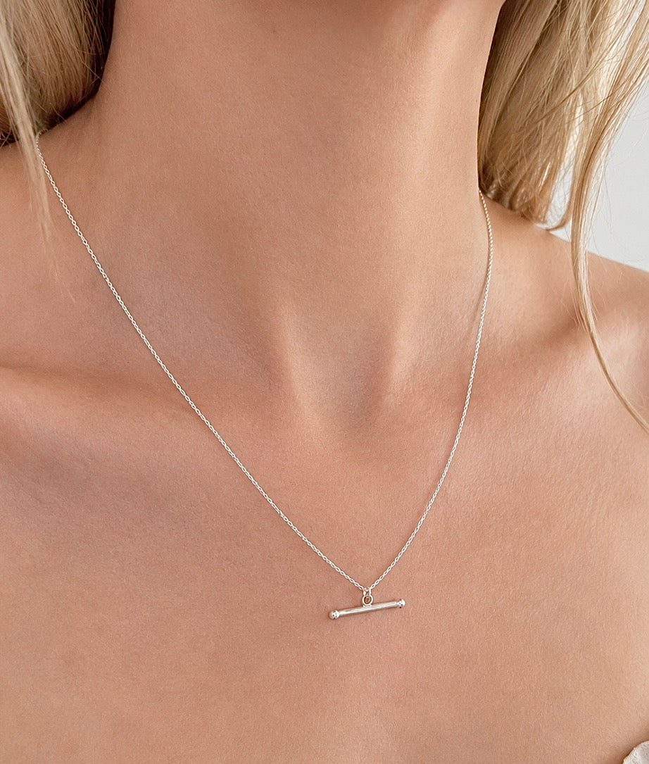 Sterling Silver T-bar Necklace on Trace Chain