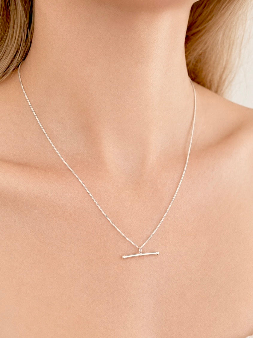 Sterling Silver T-bar Necklace on Curb Chain