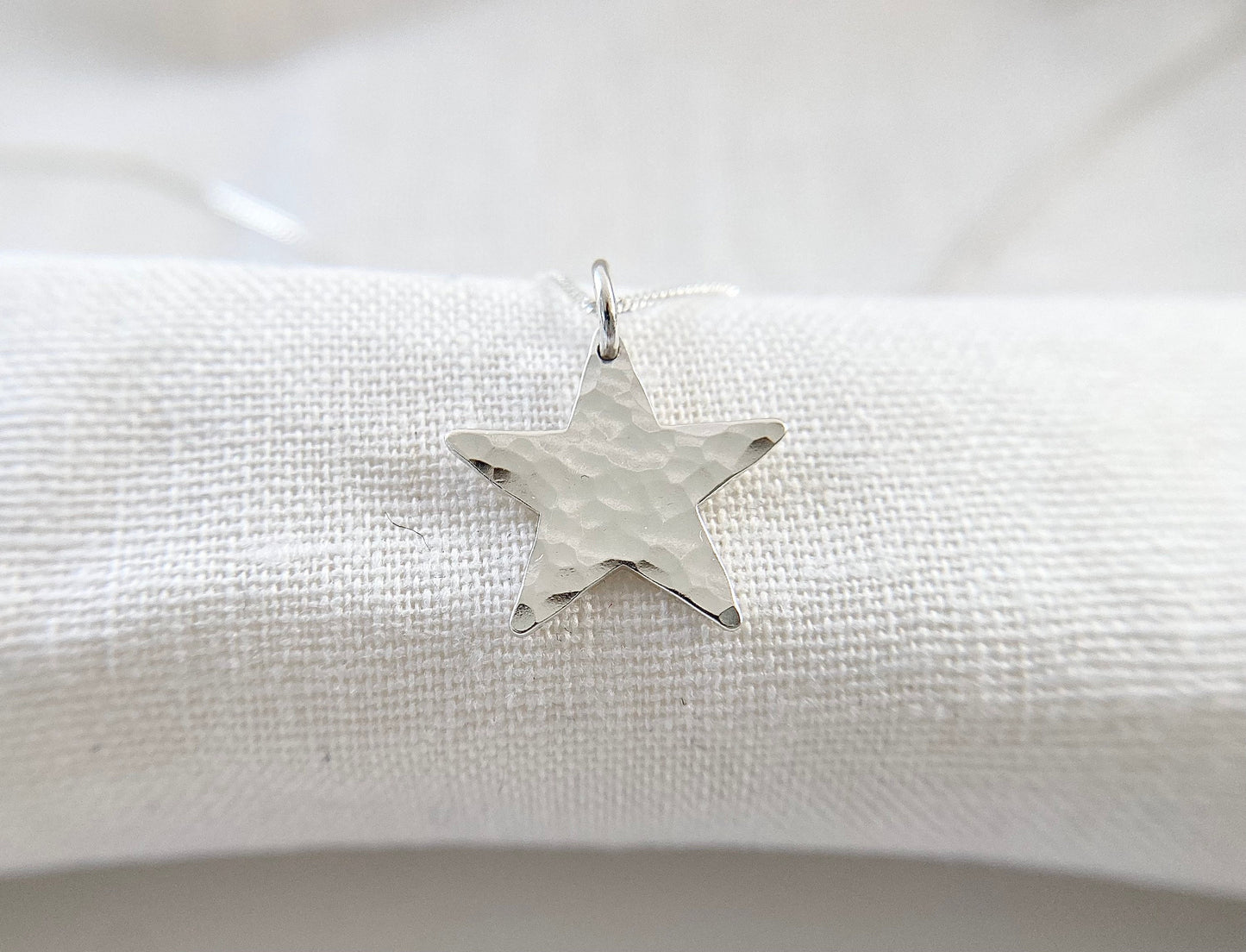 Sterling Silver Star Pendant Necklace (M)