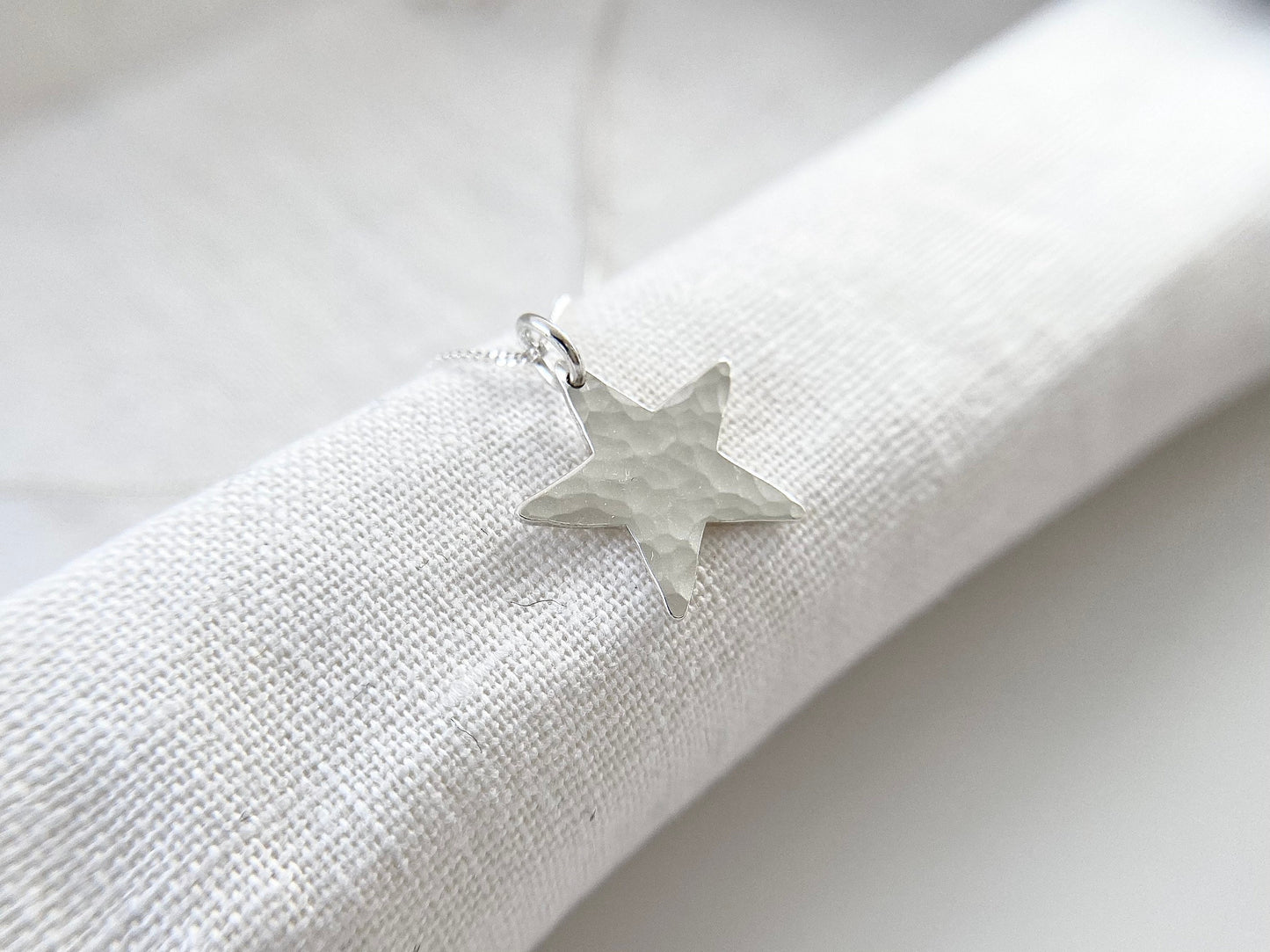 Sterling Silver Star Pendant Necklace (M)