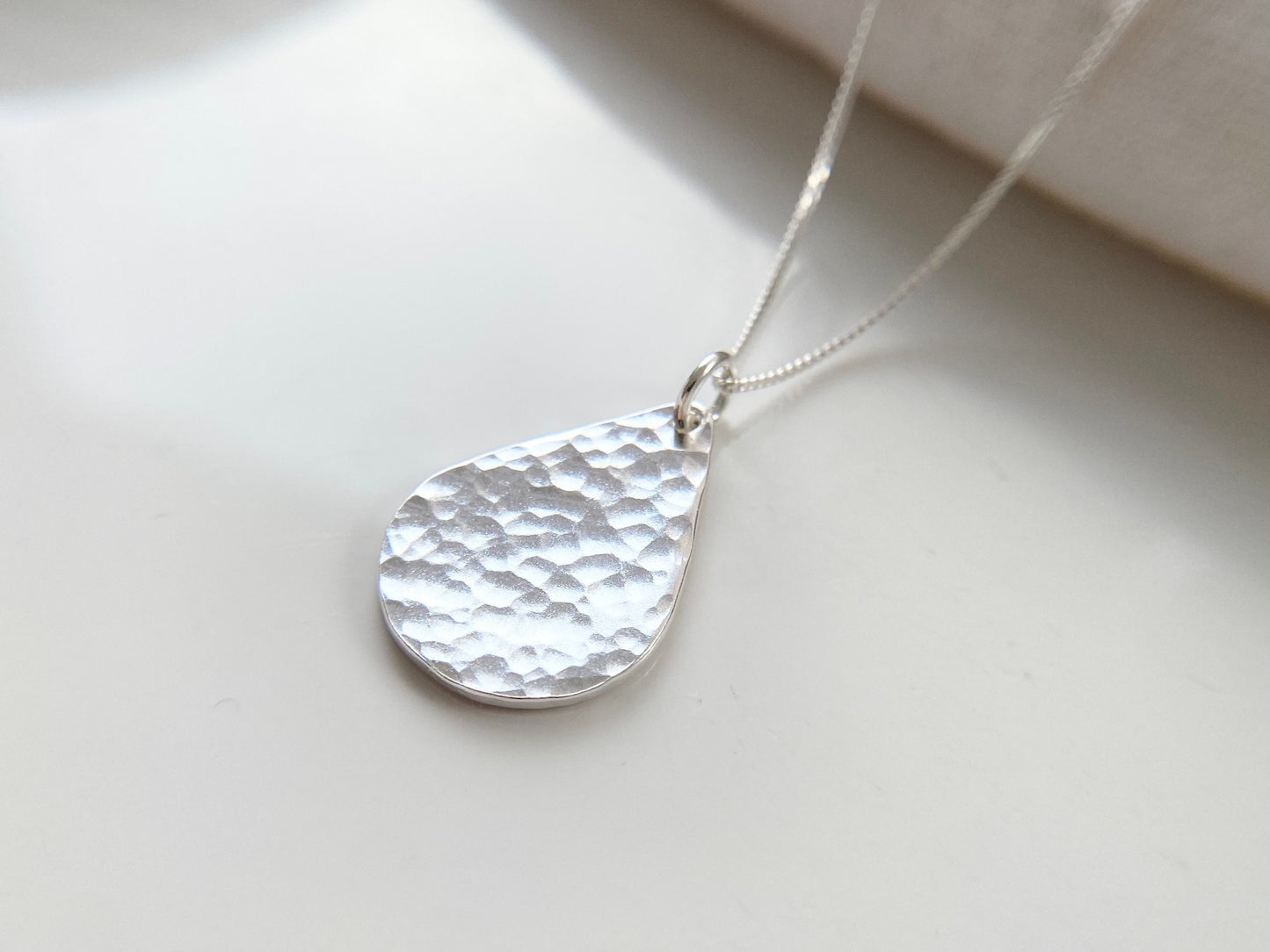 Silver Teardrop Pendant Necklace