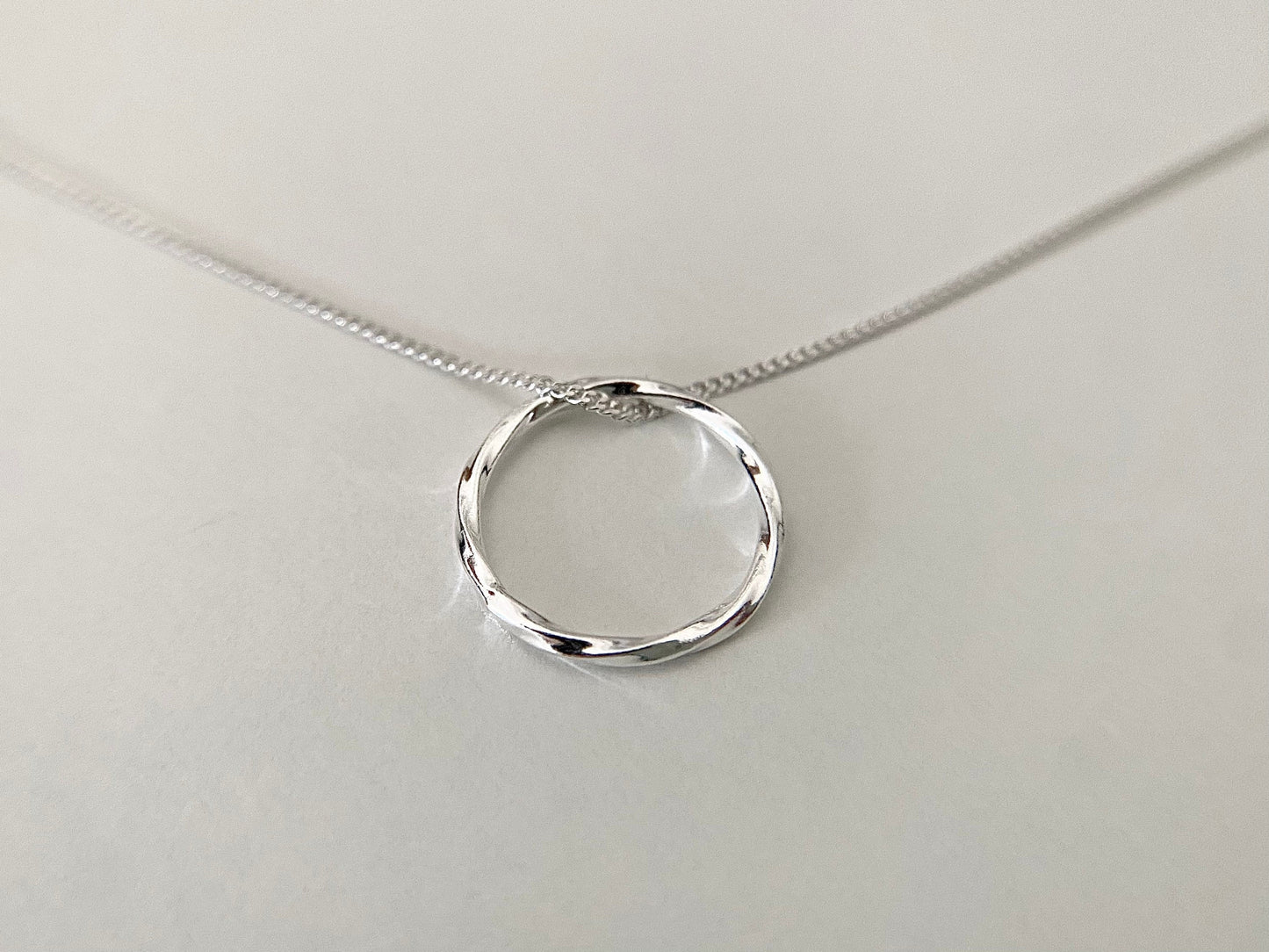 Sterling Silver Twisted Circle Pendant Necklace