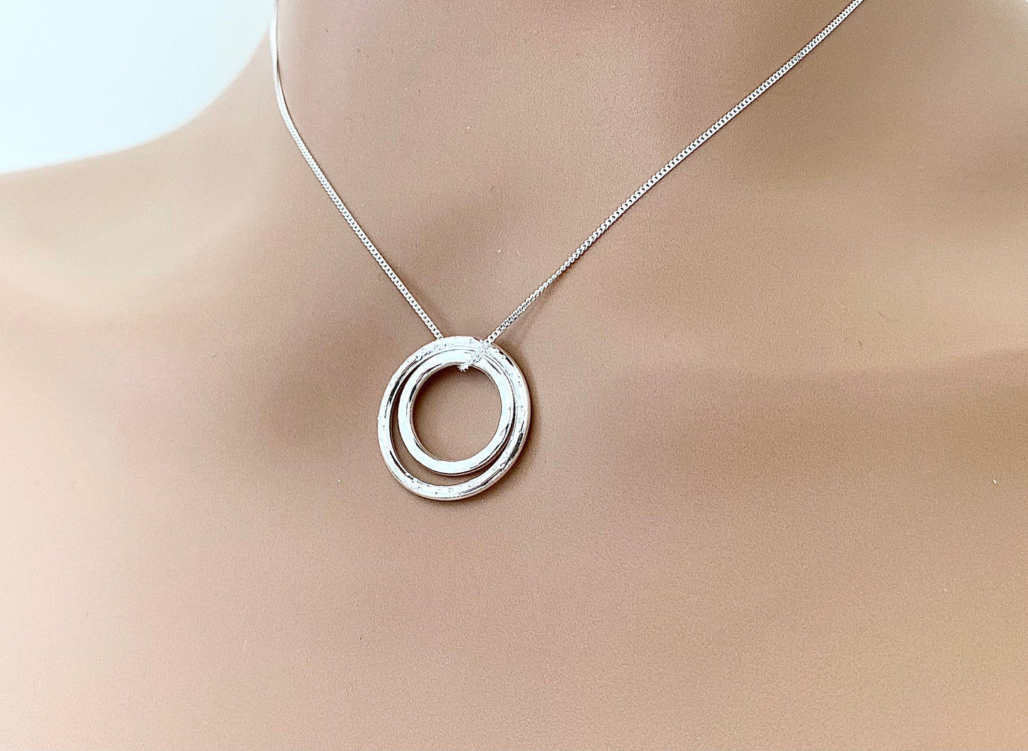 Silver Two Circle Layering Pendant Necklace